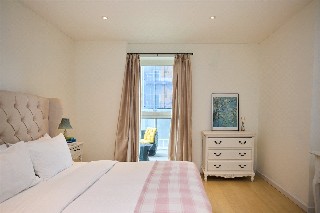 Glasshouse Gardens, London, E20