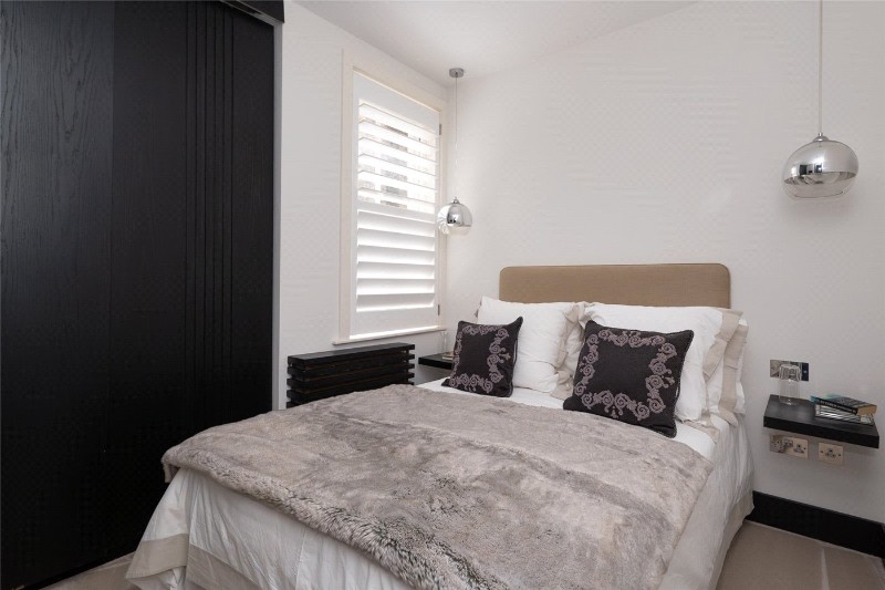 Draycott Place, London, SW3