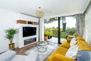 Wharncliffe Road, Highcliffe, Christchurch, Dorset, BH23
