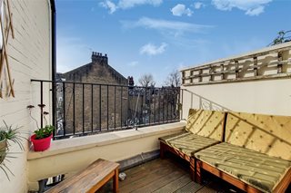 Caledonian Road, London, N7