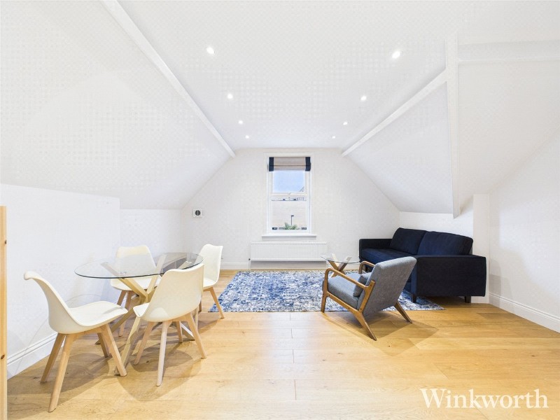 Woodville Gardens, London, W5