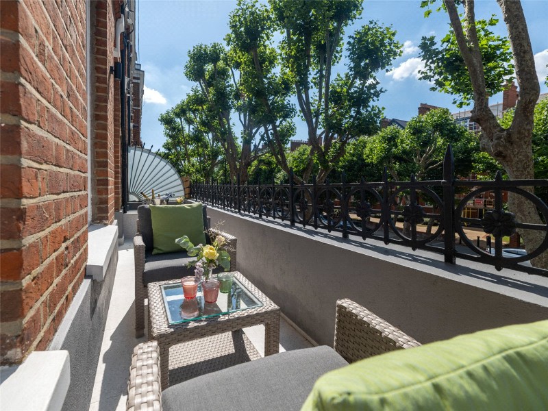 Elgin Avenue, London, W9