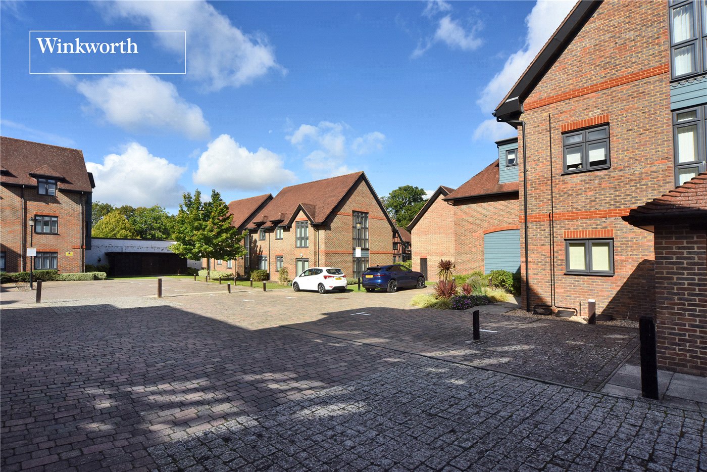 Whyte Mews, Anne Boleyn's Walk, Cheam, Sutton, SM3