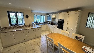 Seymour Drive, Dartmouth, Devon, TQ6
