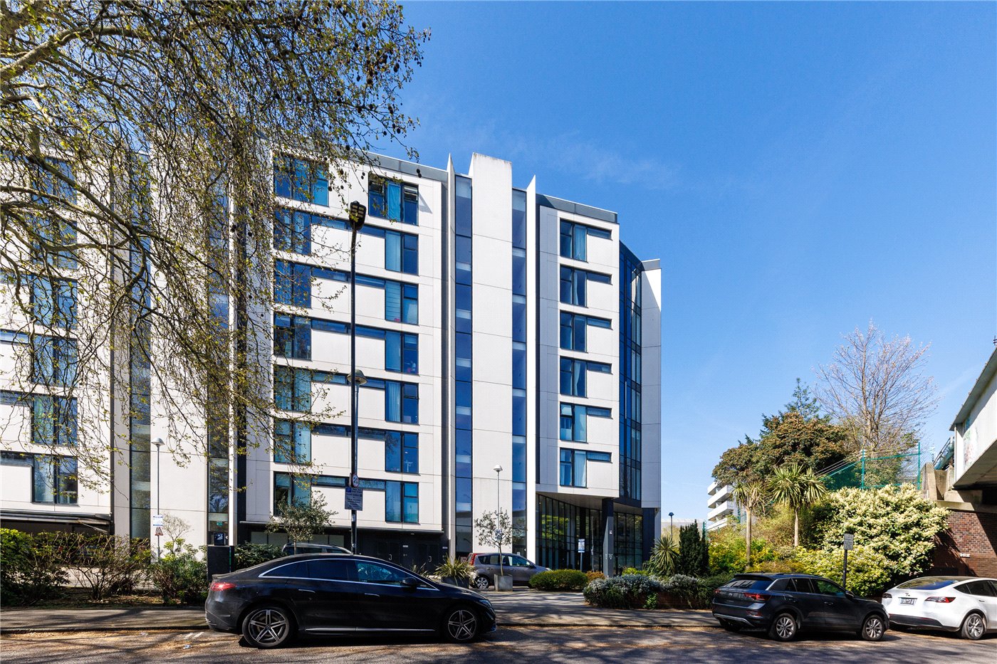 Colonial Drive, London, W4