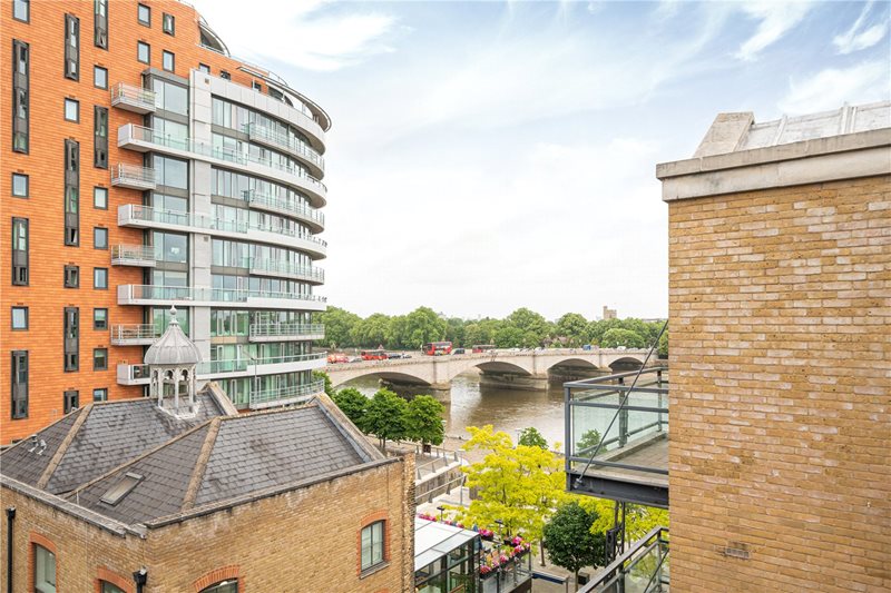 Brewhouse Lane, London, SW15