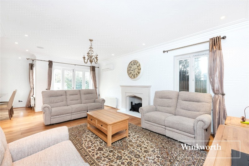 Hendon Lane, Finchley, London, N3