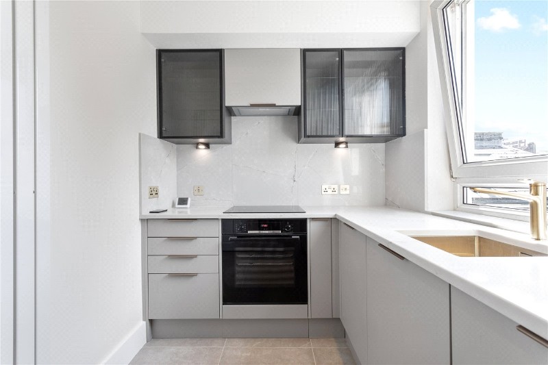 Brighton Road, London, N16