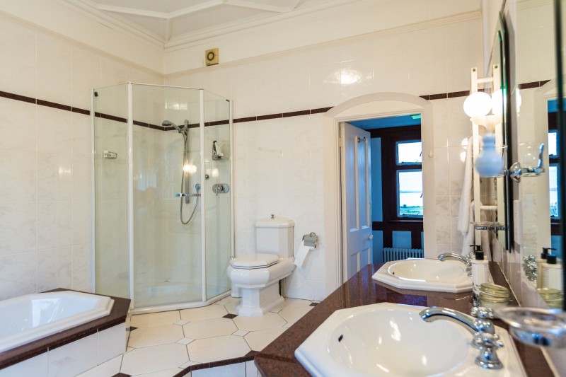 Woodlands Vale, Ryde, Isle Of Wight, PO33