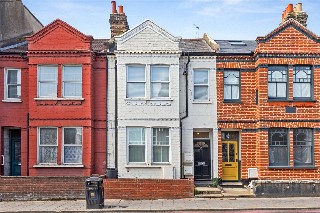 Trinity Road, London, SW17