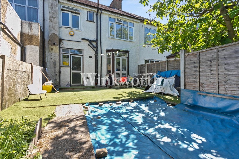 Ewart Grove, London, N22