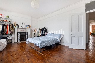 Grand Parade, Green Lanes, London, N4
