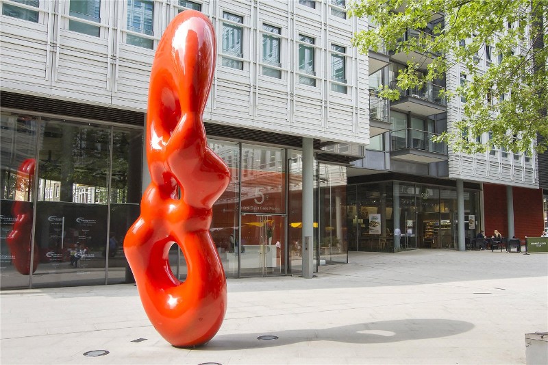 St Giles High Street, London, WC2H