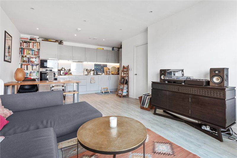 Matthias Road, London, N16