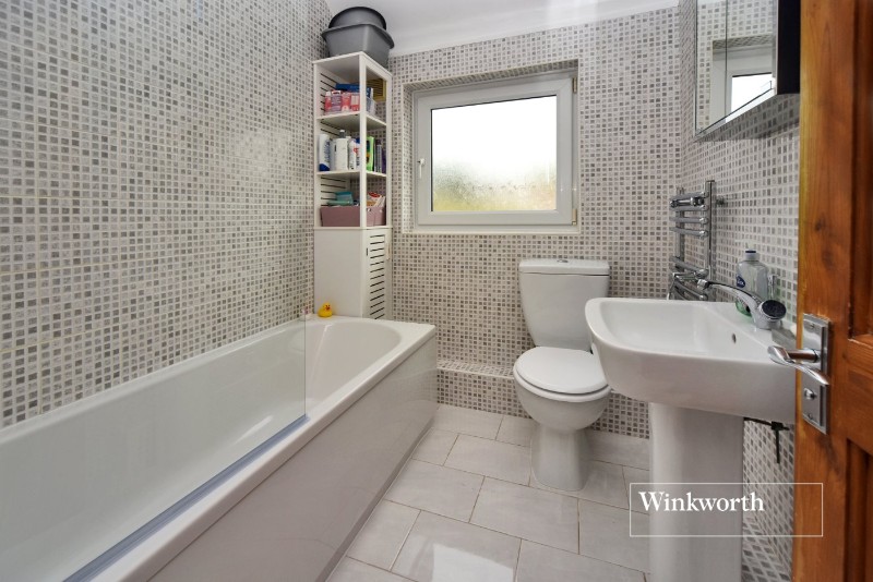 Brinkley Road, Worcester Park, KT4