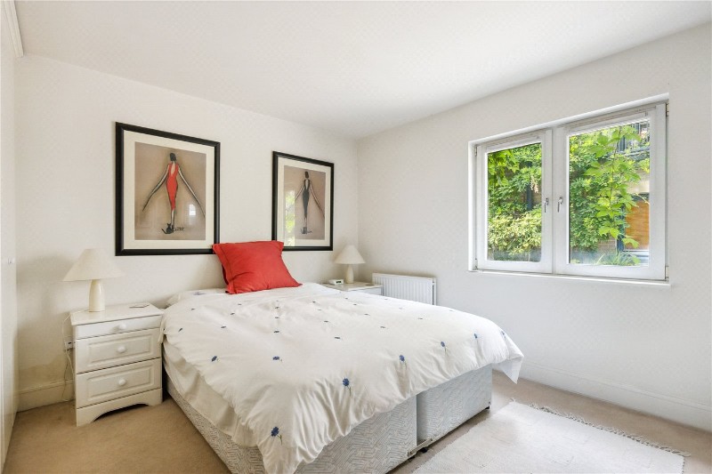 Kensington Gardens Square, London, W2