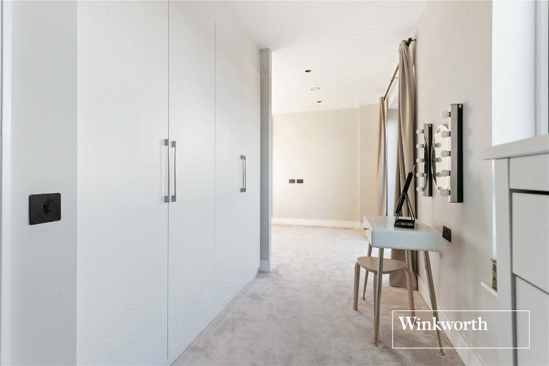 Ballards Lane, Finchley, London, N3