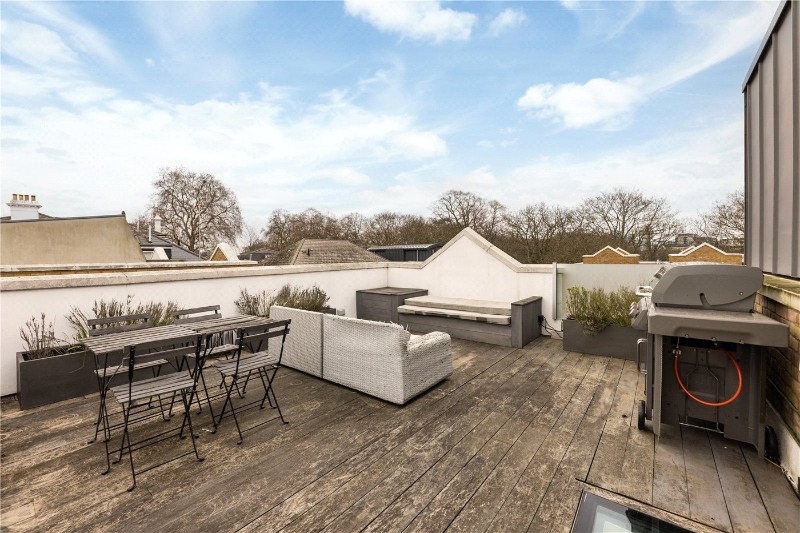 Deodar Road, London, SW15