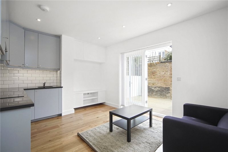 Hetley Road, London, W12