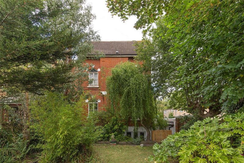Castledine Road, London, SE20