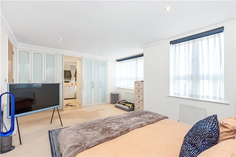 Gerard Road, Barnes, London, SW13