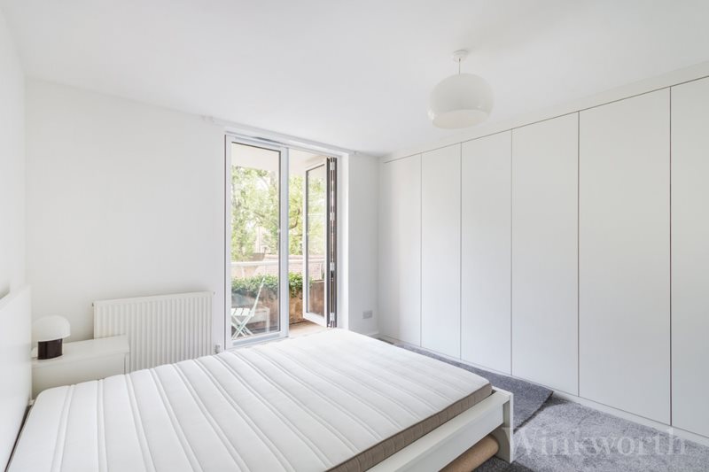 Robert Lowe Close, London, SE14