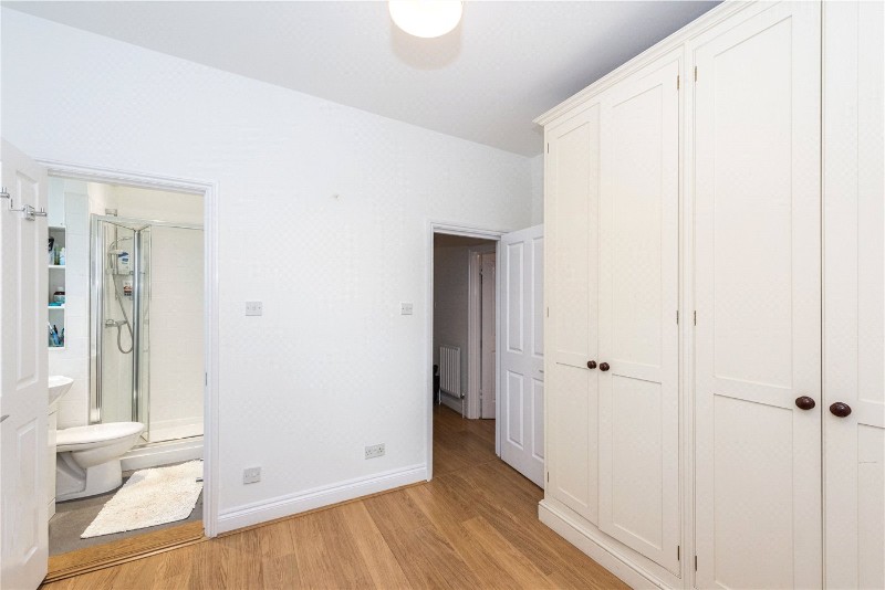 Cruikshank Street, London, WC1X