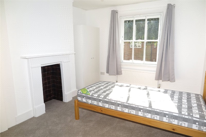 West Street, Farnham, Surrey, GU9