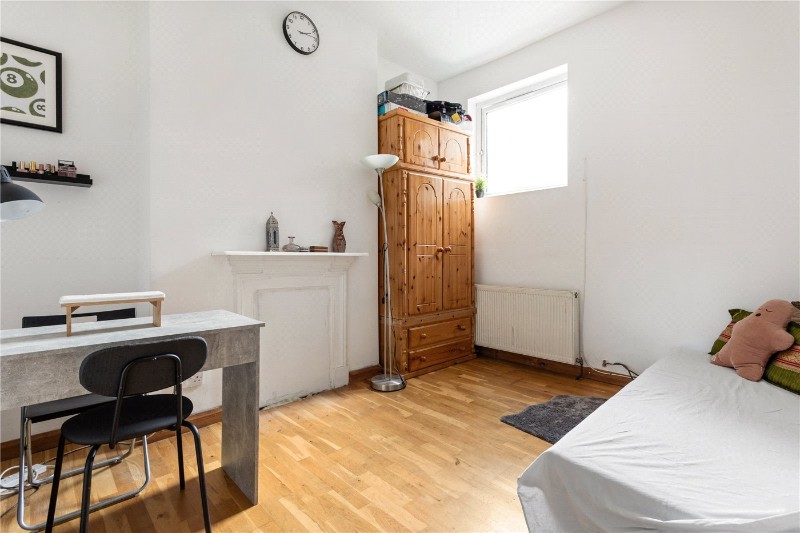 Mildenhall Road, London, E5