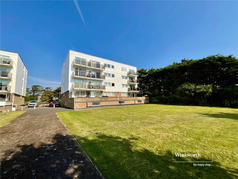 Wharncliffe Road, Highcliffe, Christchurch, Dorset, BH23