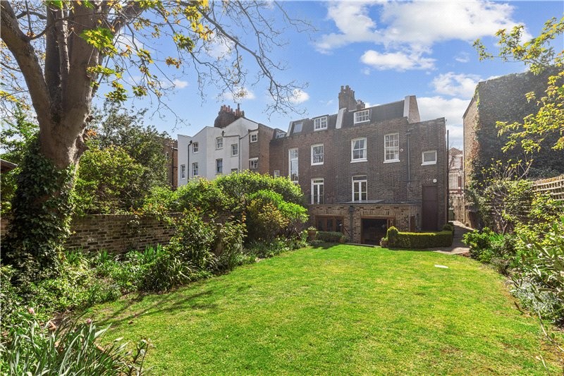 Stockwell Park Road, London, SW9