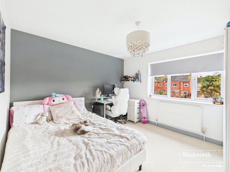 Wellington Close, Newbury, Berkshire, RG14