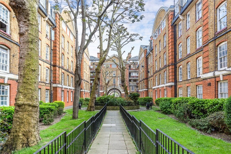 Bourne Estate, Portpool Lane, EC1N