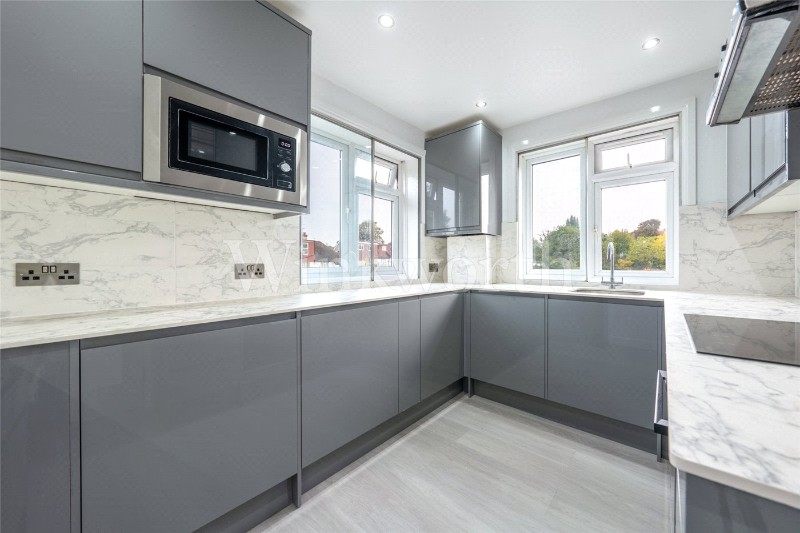 Wayside, London, NW11