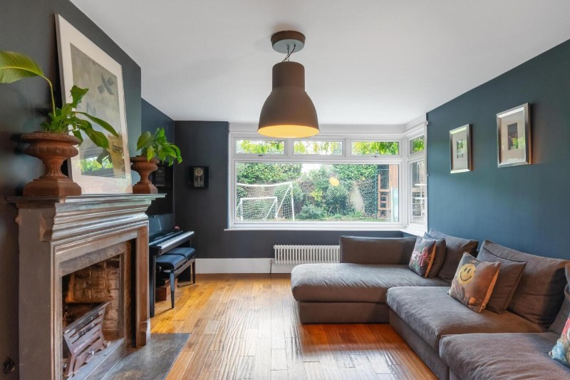 Wharncliffe Gardens, London, SE25