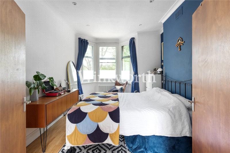 Station Road, London, N22