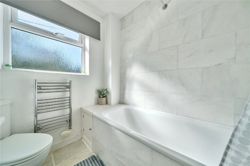 Copnor Close, Woolton Hill, Newbury, Hampshire, RG20