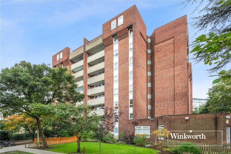 Nether Street, Finchley, London, N3