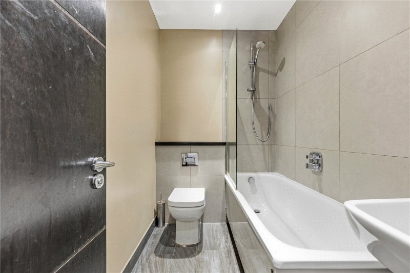 Princess Crescent, London, N4