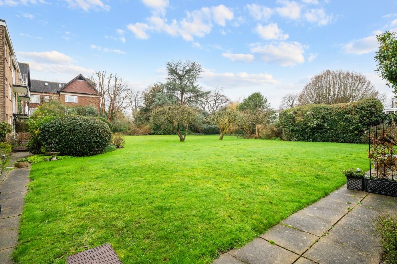 Lakeside, Beckenham, BR3