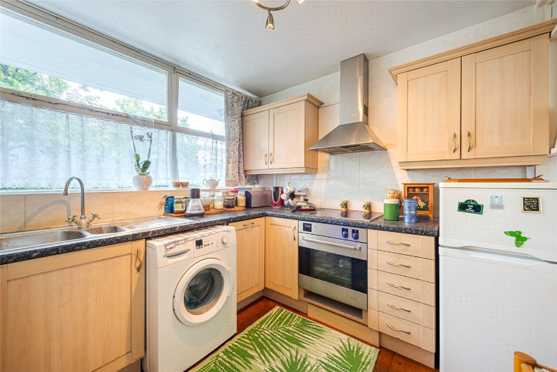 Blackstone House, Churchill Gardens, London, SW1V