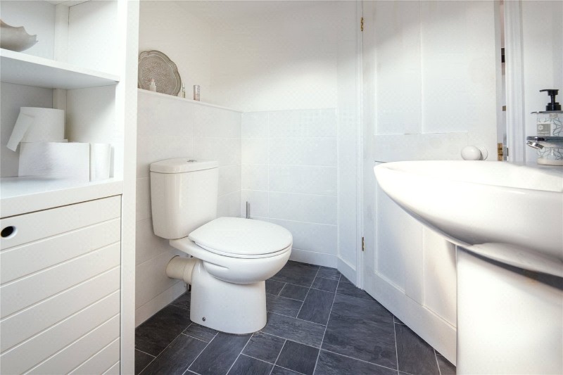 Clarence Hill, Dartmouth, TQ6