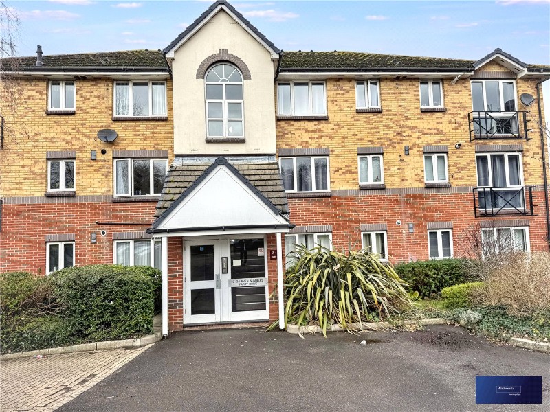 Parry Drive, Weybridge, Surrey, KT13