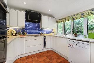 New Barn Lane, Crawley, Winchester, Hampshire, SO21