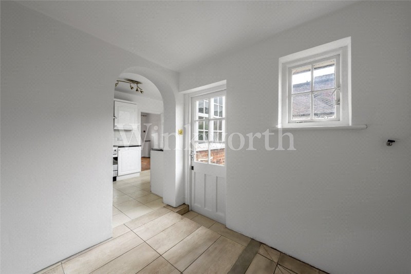 Childs Way, London, NW11