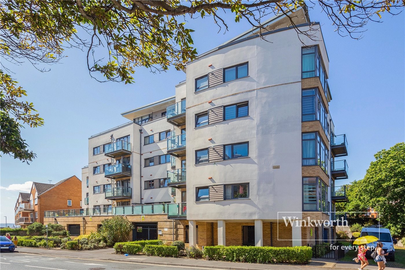 2 bedroom property for sale in Sea Road, Bournemouth, BH5