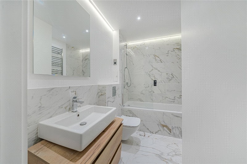 Rotherhithe Street, London, SE16