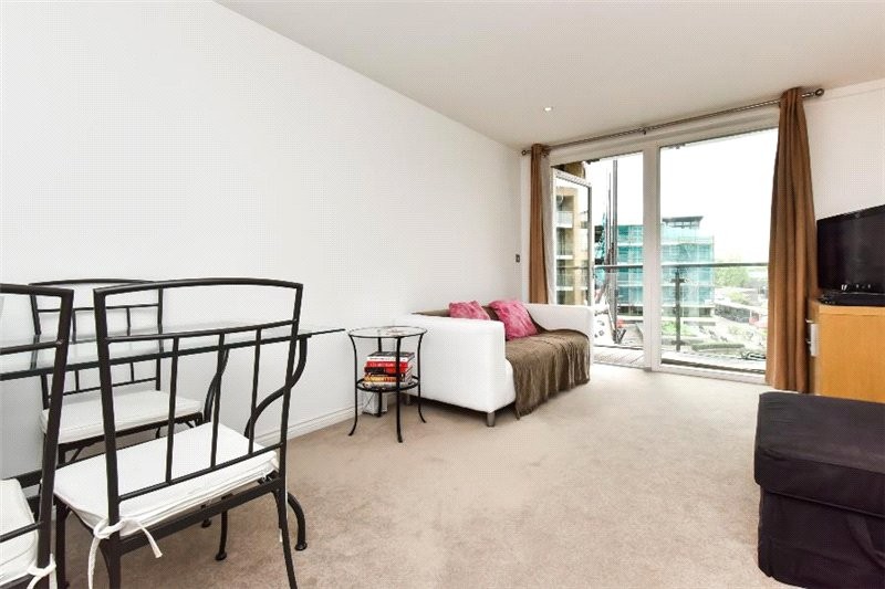 Battersea Park Road, London, SW8