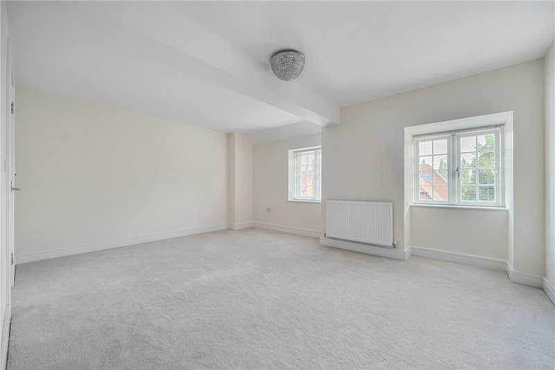Burnham Square, Upper Froyle, Alton, Hampshire, GU34