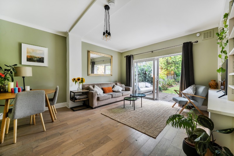 Sunderland Road, London, SE23